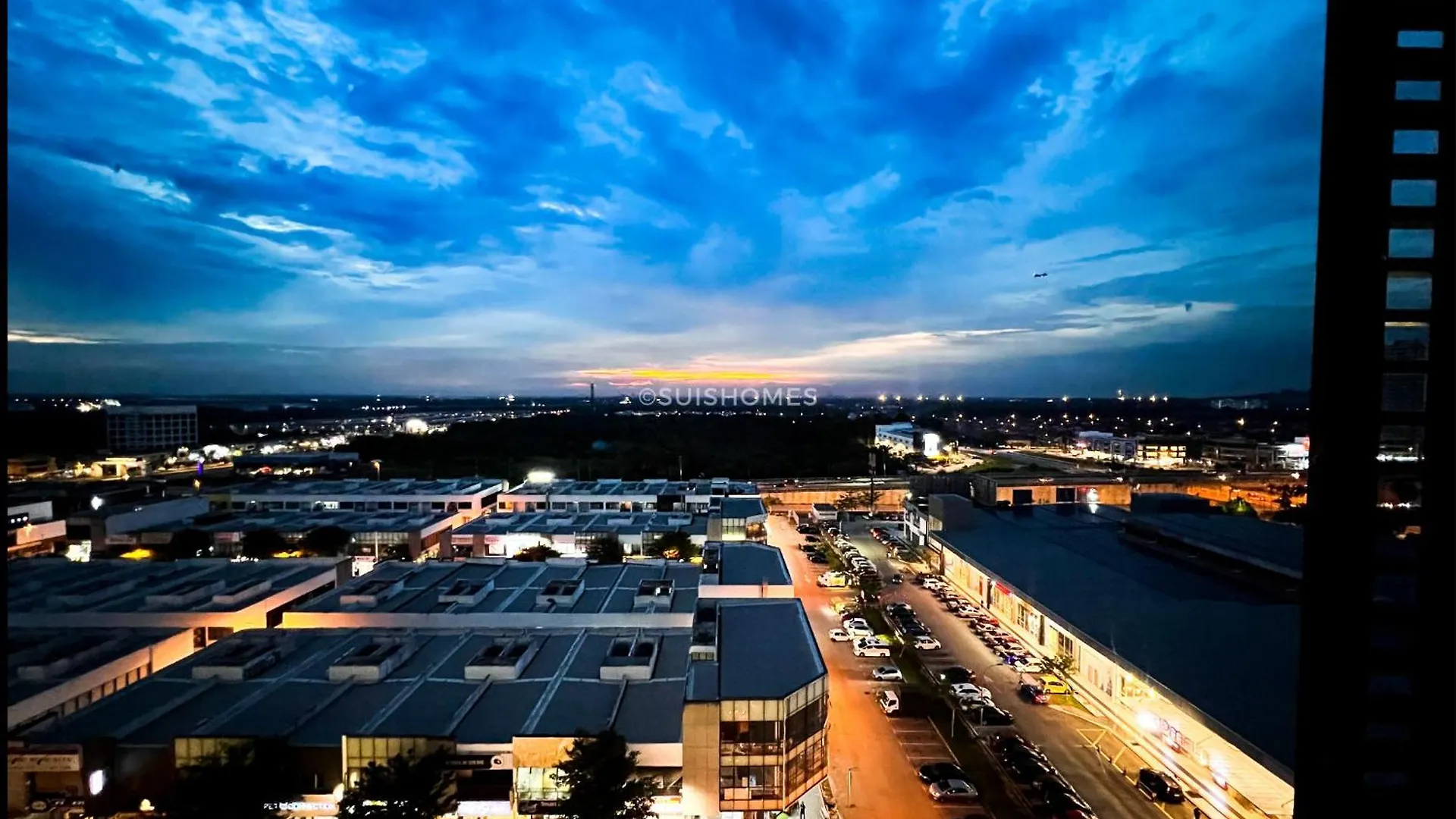 Near Klia - Kipcore Suite B - Town Centre Sepang