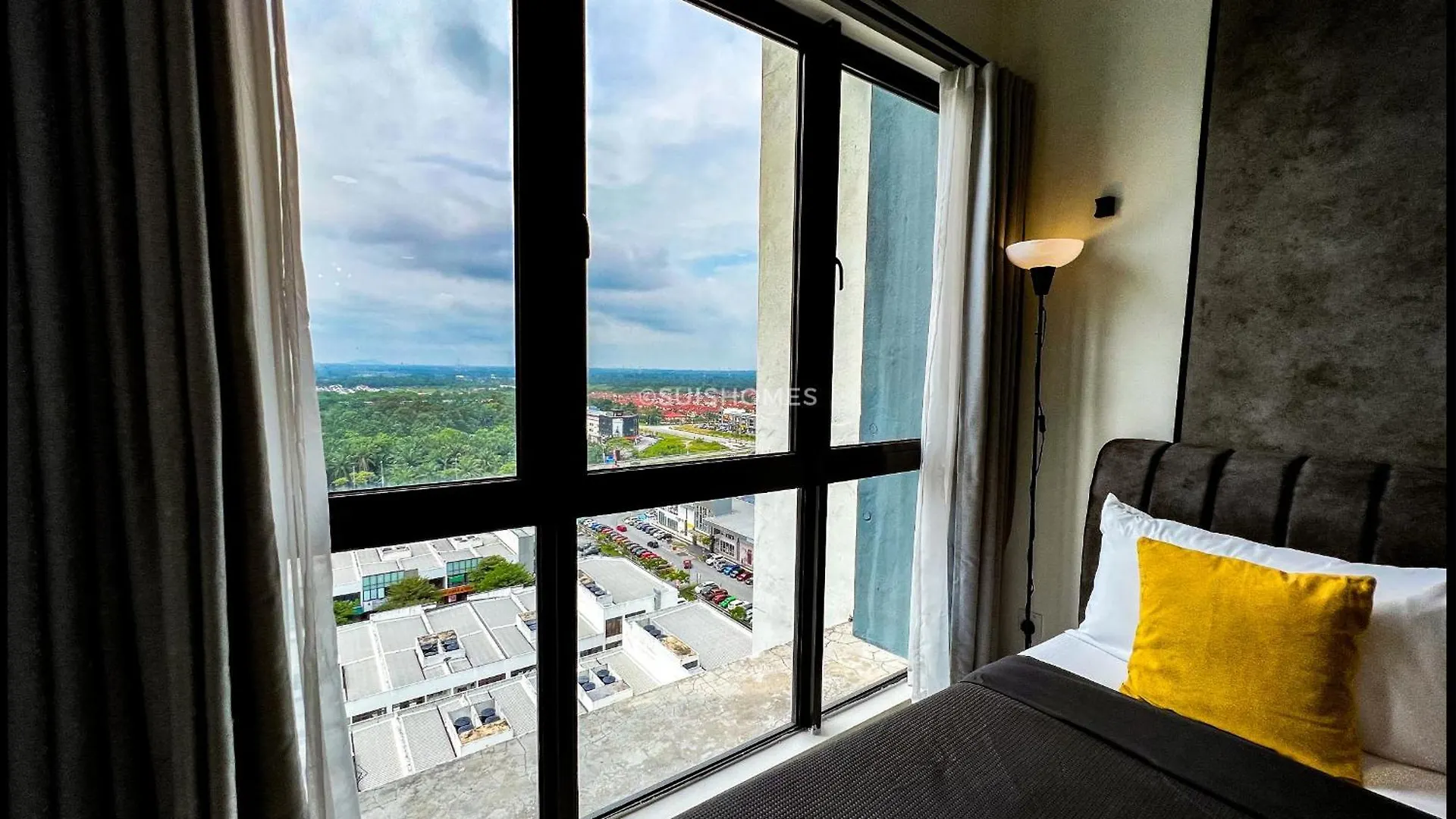 Near Klia - Kipcore Suite B - Town Centre Sepang 0*,