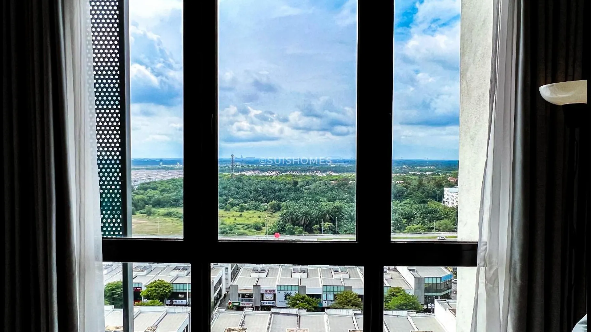 Near Klia - Kipcore Suite B - Town Centre Sepang Malaysia