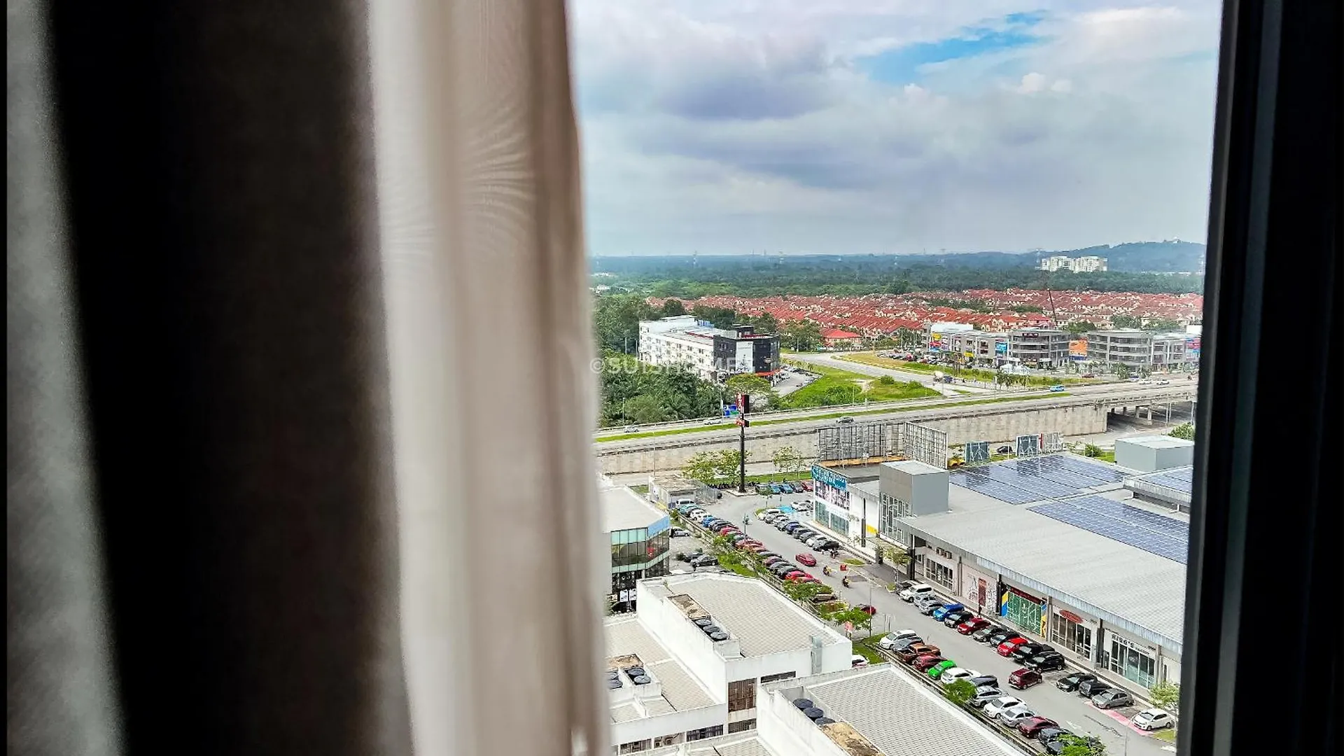Near Klia - Kipcore Suite B - Town Centre Sepang