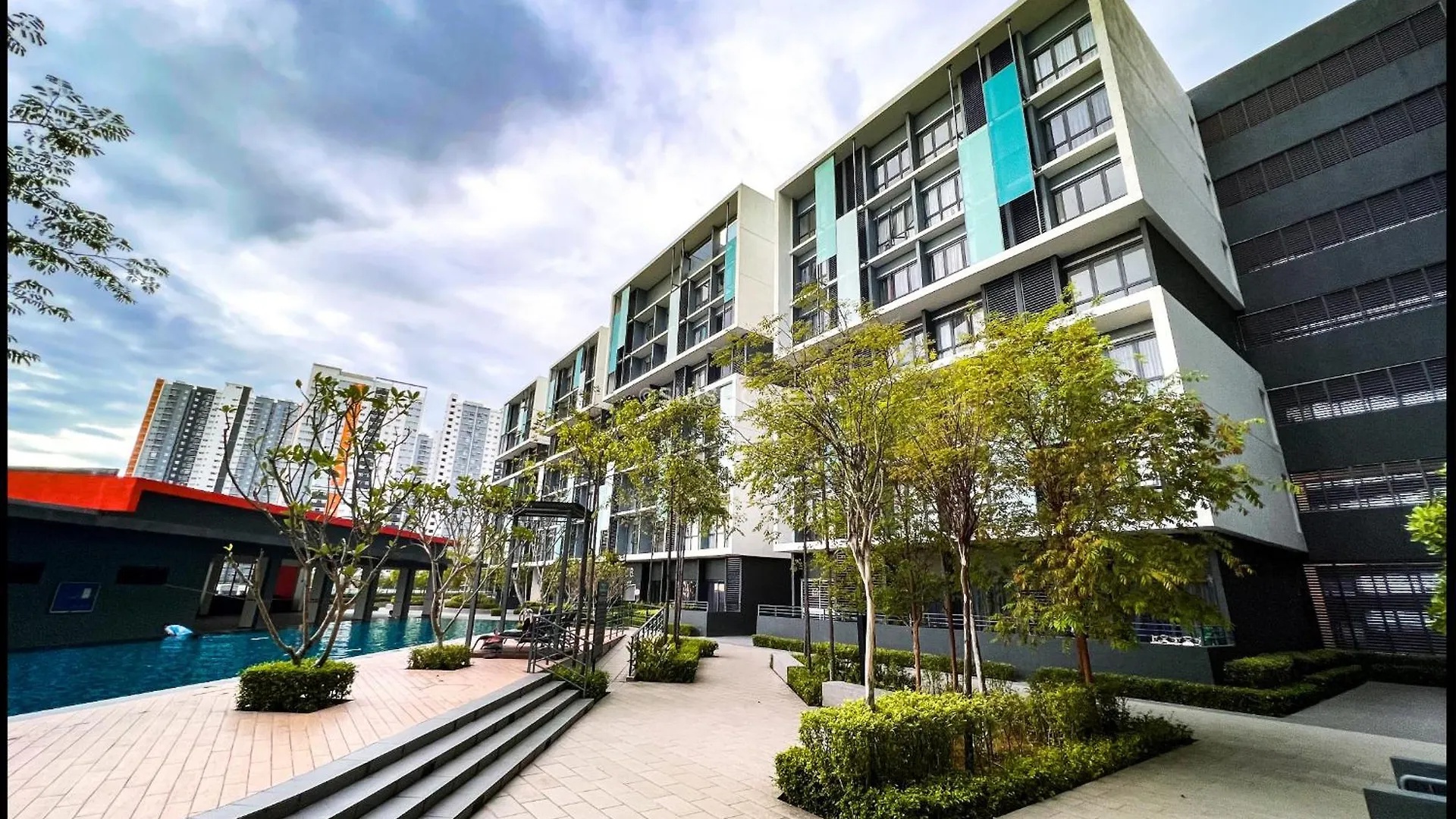 Aparthotel Near Klia - Kipcore Suite B - Town Centre Sepang